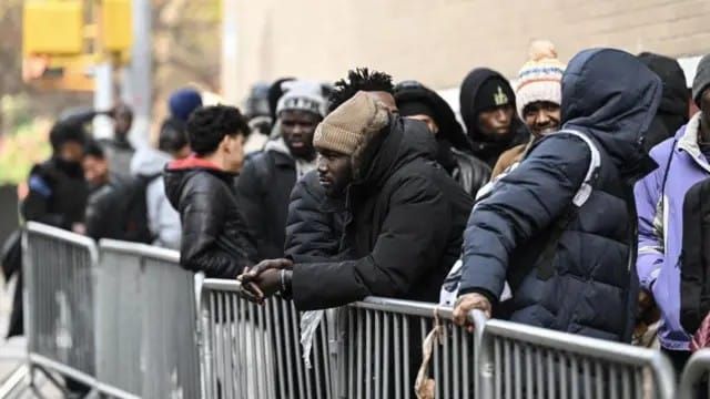 "PAYS DE MERDE" ou " PAYS-DÉPOTOIRS " ?